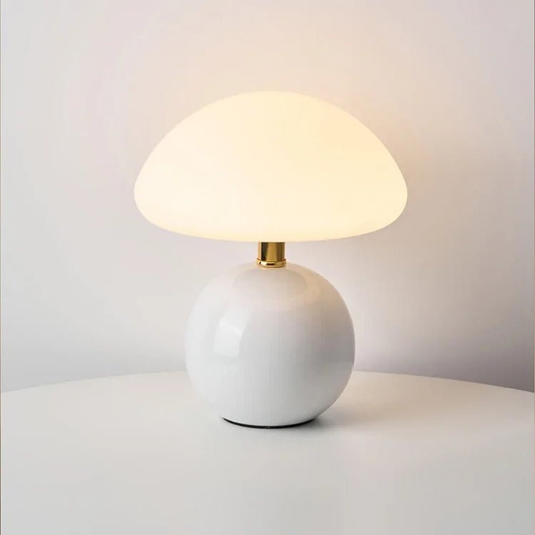 מנורת שולחן בצורת פטרייה – Elegance Et Originalité