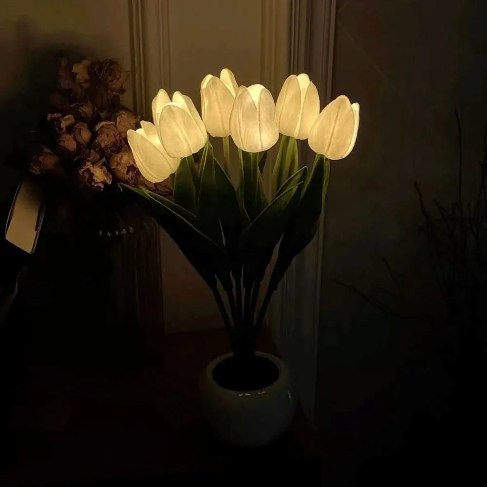 Lampada Decorativa Tulipano – Atmosfera Calda e Raffinata