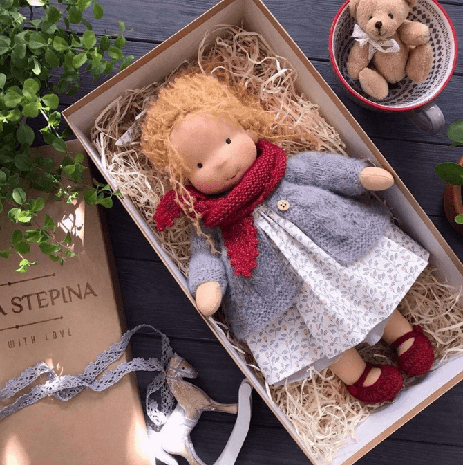 Handgefertigte Puppe – Poetisches und Authentisches Geschenk