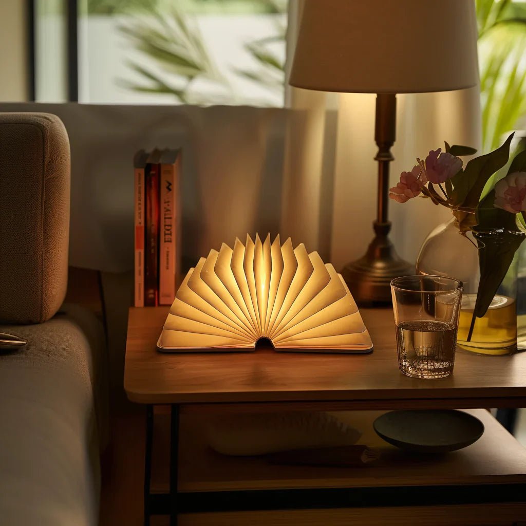 Lampada da Tavolo a Forma di Libro – Originalità ed Eleganza