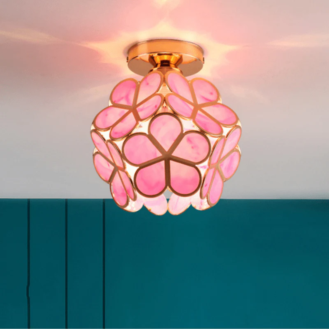 Deckenleuchte in Blumenform – Zartes und modernes Design