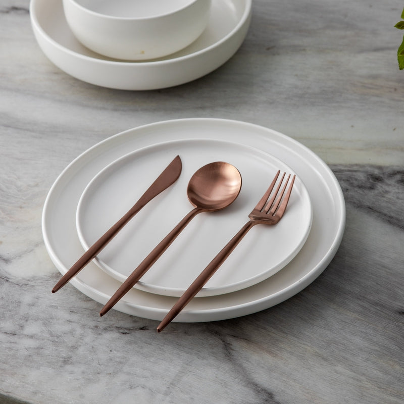 Bestickset – Ren och funktionell stil