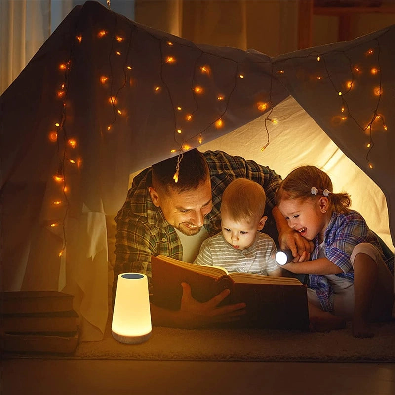 Lampa de birou modernă – design elegant și funcțional