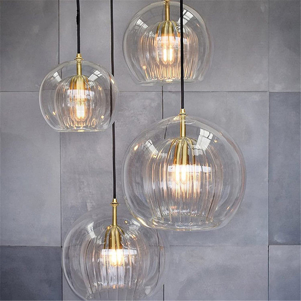 Elegant og Varme Glasspendellampe – Stil og Raffinement 