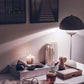 Lampă de Masă Portabilă – Design Modern și Iluminat Nomad 
