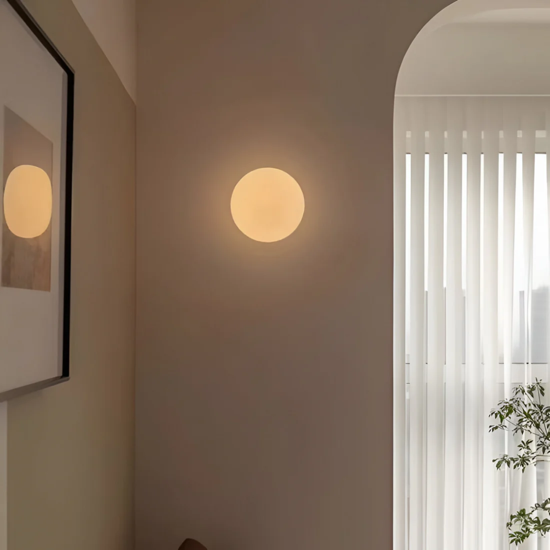 Vegglampe i Glass – Eleganse og Subtil Belysning 