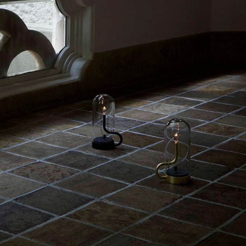 Bordlampe — Varm belysning med flammeeffekt 
