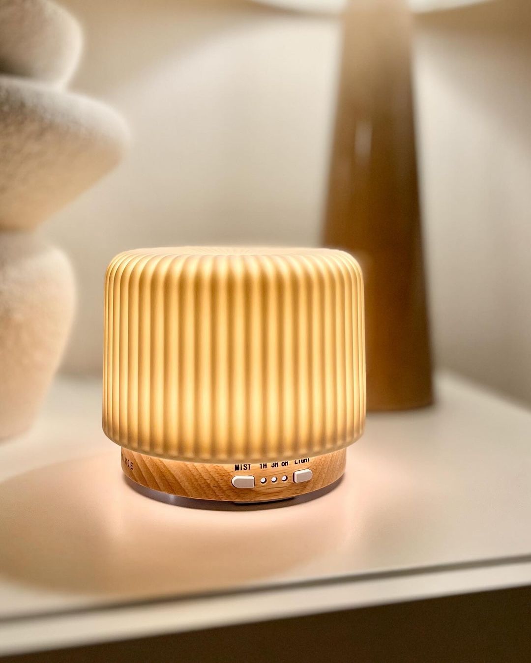 Parfyme Diffuser i Keramikk – Eleganse og Beroligende Atmosfære 