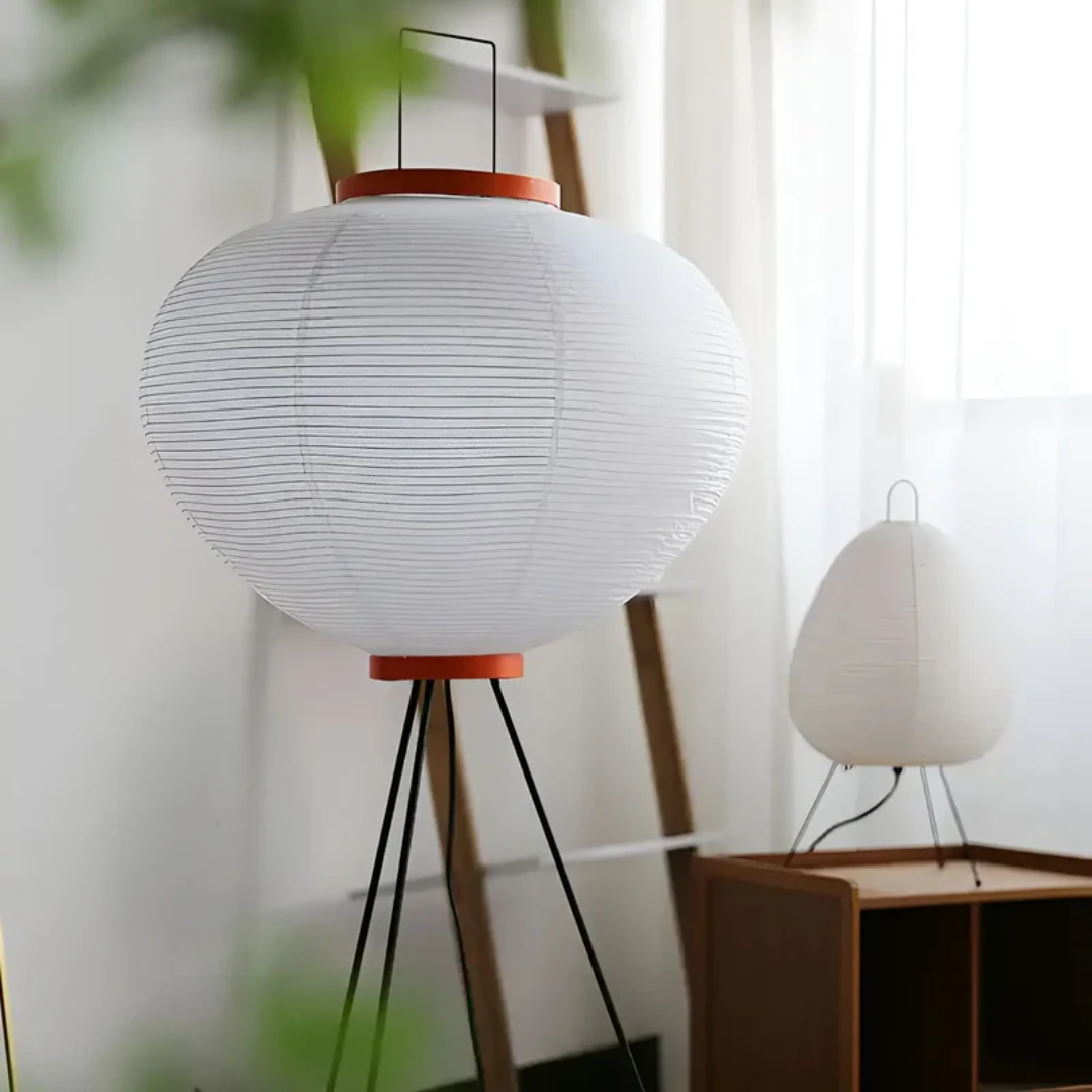 Lampă LED pe picior – iluminare caldă 