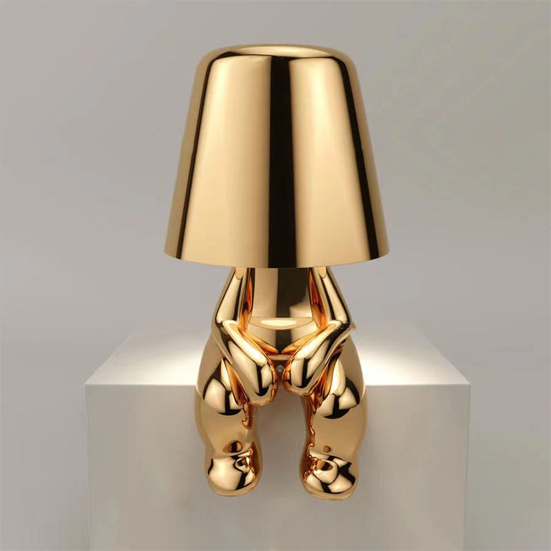 Moderne Bordlampe – Minimalistisk Elegance Og Blødt Lys 