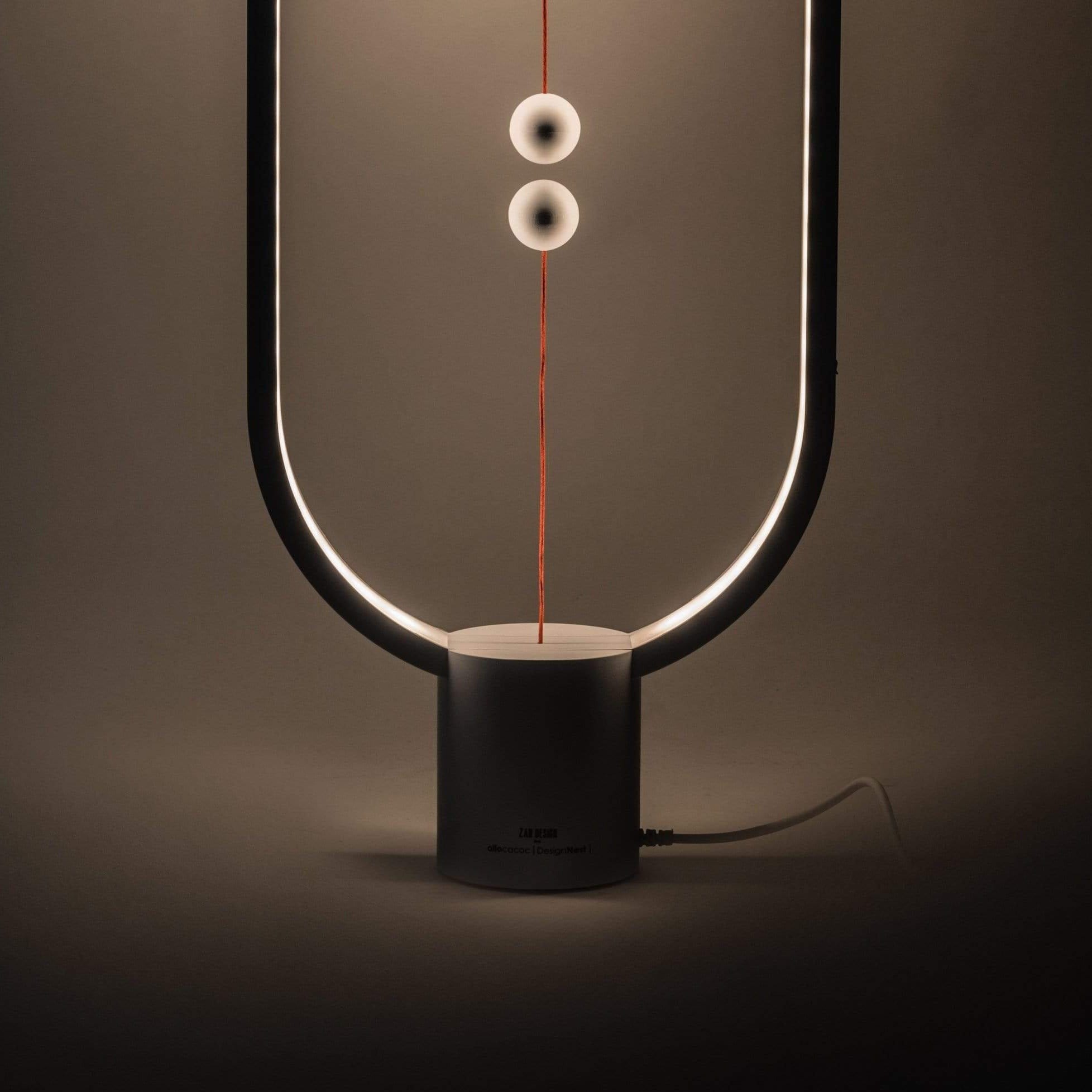 Magnetická lampa - univerzálne osvetlenie a praktické upevnenie