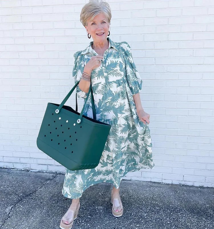 حقيبة شاطئية صلبة - تصميم ملون وسعة كبيرة