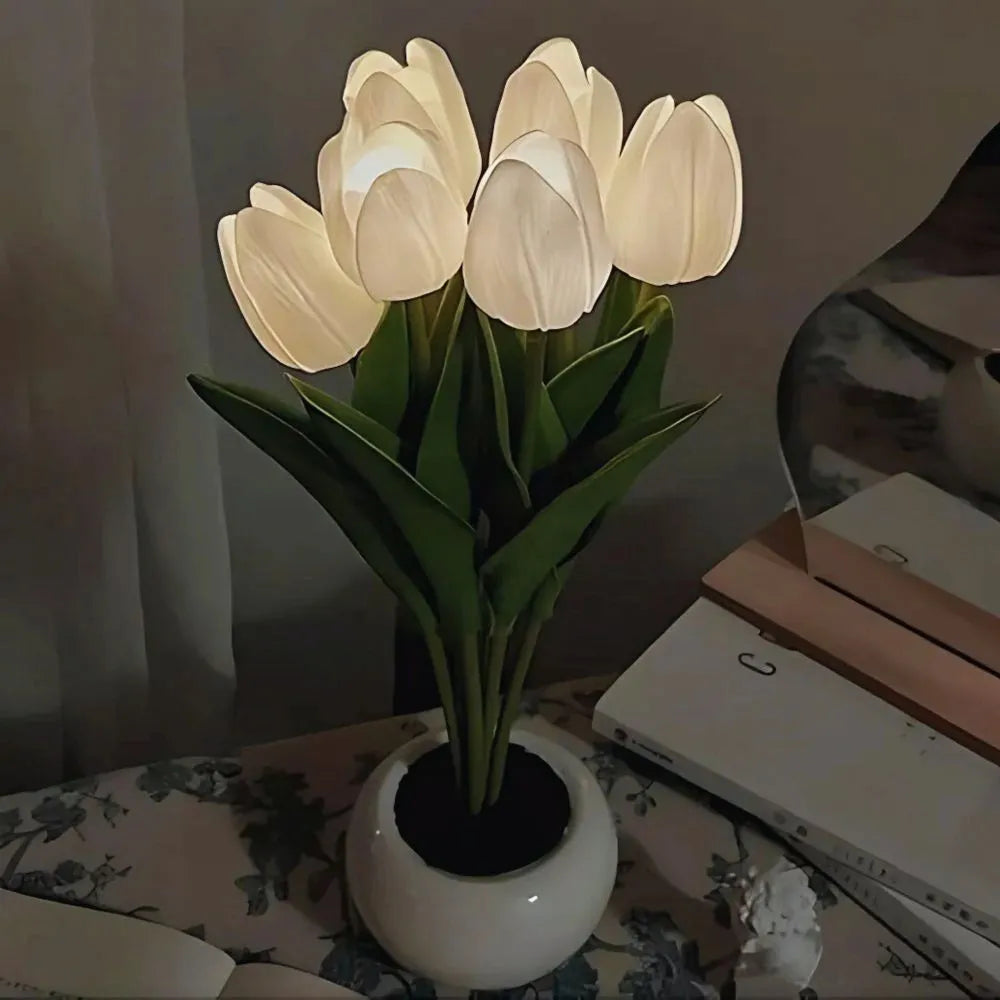 Lámpara Decorativa Tulipán – Ambiente Cálido y Refinado 