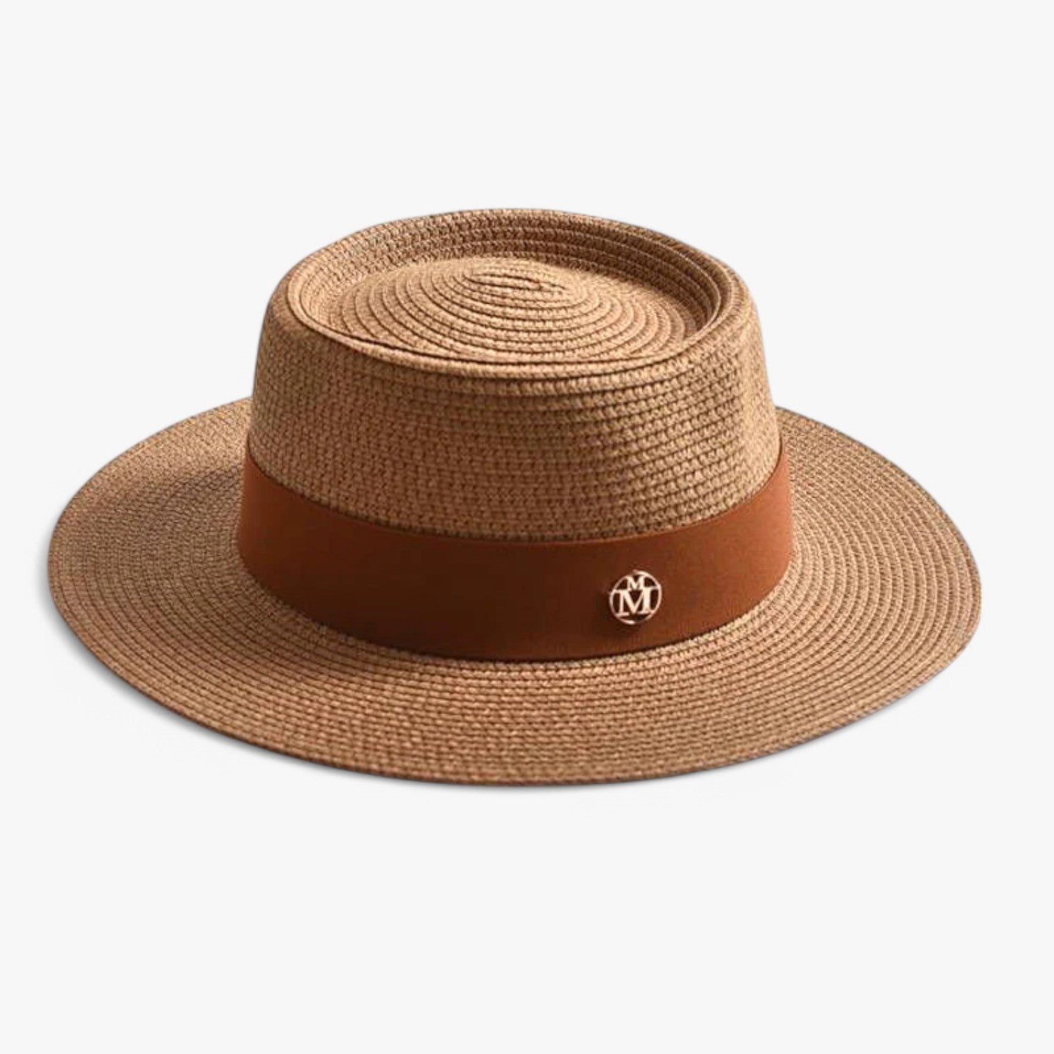 Olkihattu – Retro Eleganssi ja Aurinkosuoja 