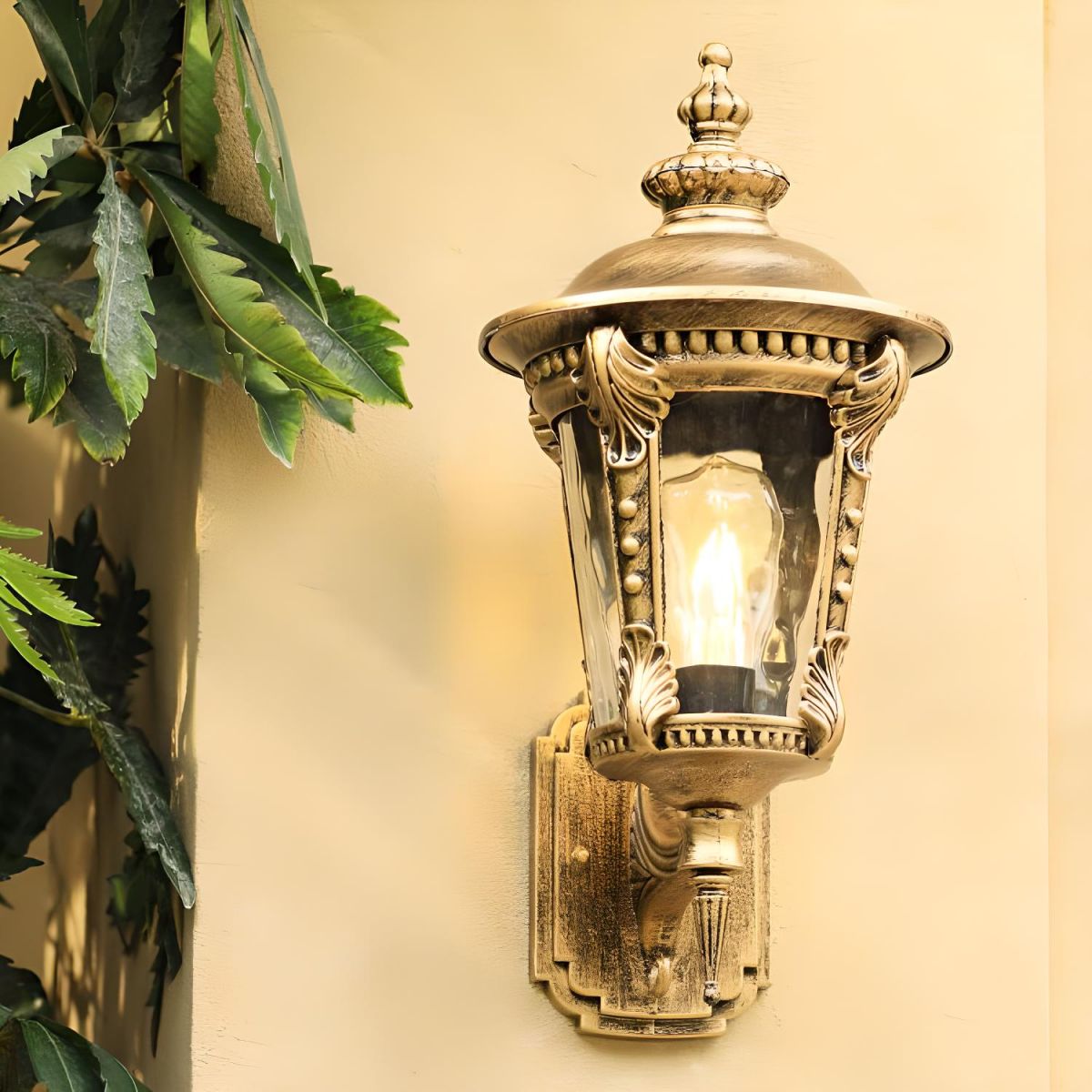 Aplique de Pared Vintage de Vidrio – Estilo Retro y Resistencia Exterior 