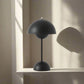 Lampă de Masă Portabilă – Design Modern și Iluminat Nomad 