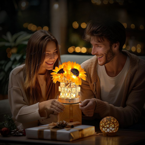 Skrivbordslampa Solros – Varm och Dekorativ Belysning 