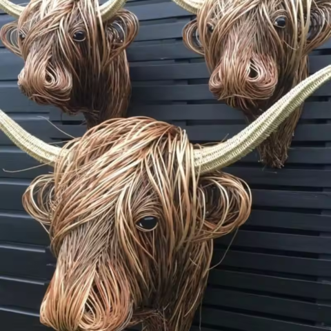 Zopfmuster-Rinderkopf – Wandkunst aus Natur 