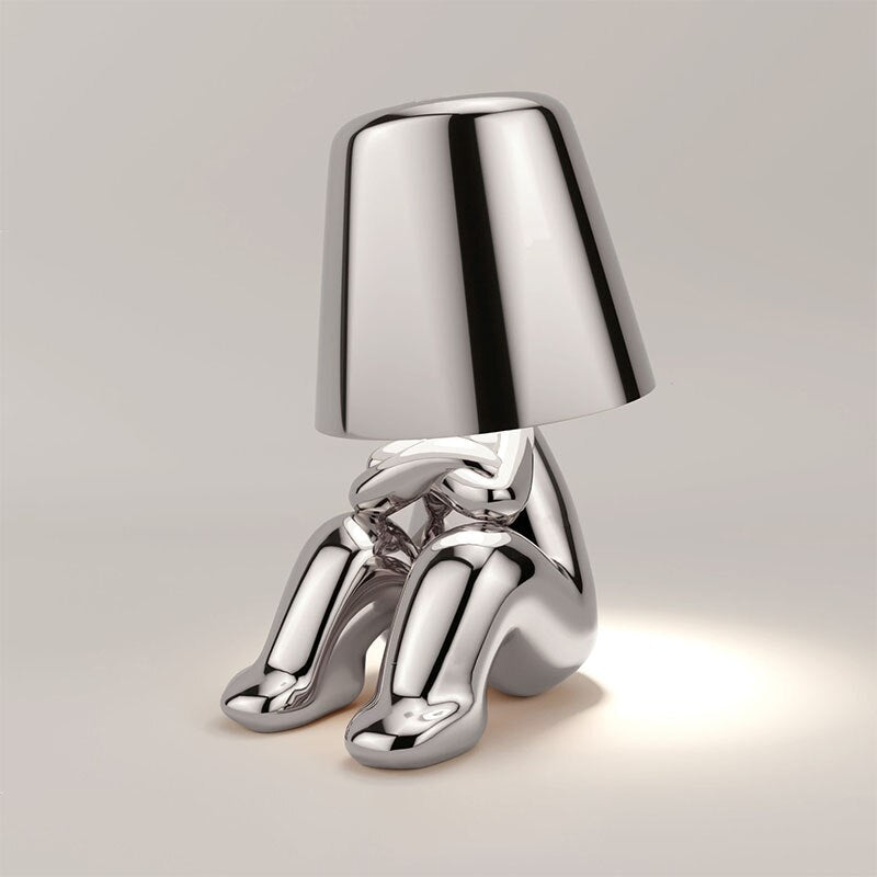 Moderne Bordlampe – Minimalistisk Elegance Og Blødt Lys 