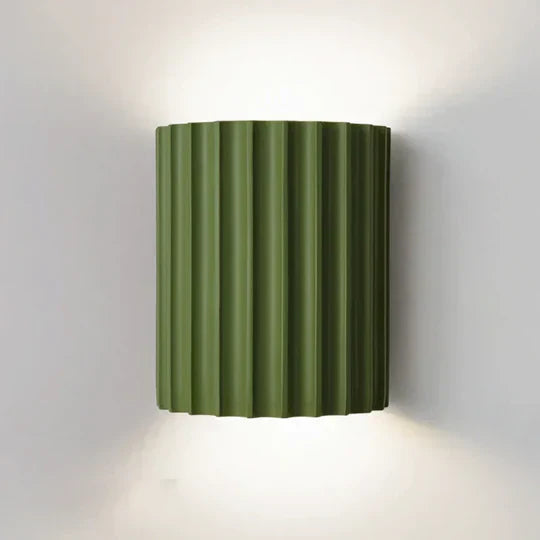 Aplique de pared moderna en resina – elegancia y originalidad 