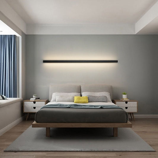 Lámpara de pared LED lineal - Elegancia sobria para interior moderno 