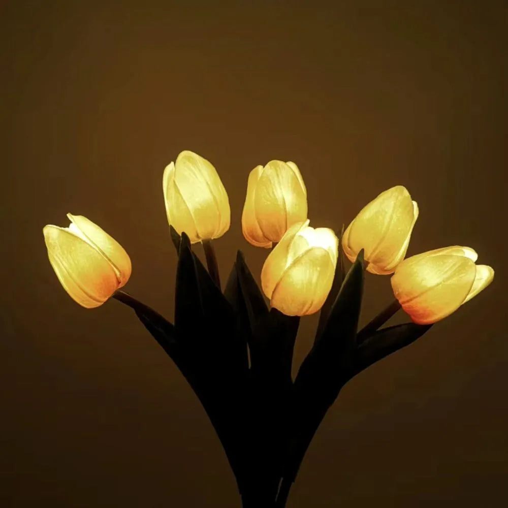 Lámpara Decorativa Tulipán – Ambiente Cálido y Refinado 