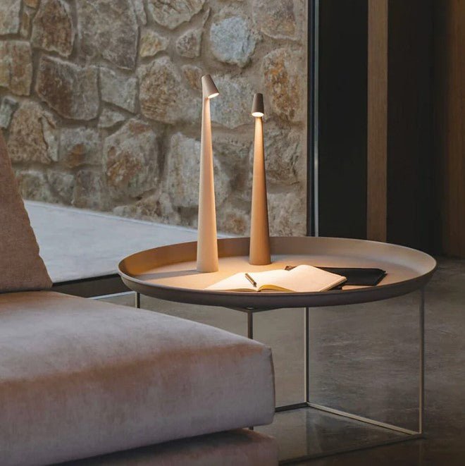 Langaton LED-pöytälamppu – Minimalistinen ja tyylikäs muotoilu 