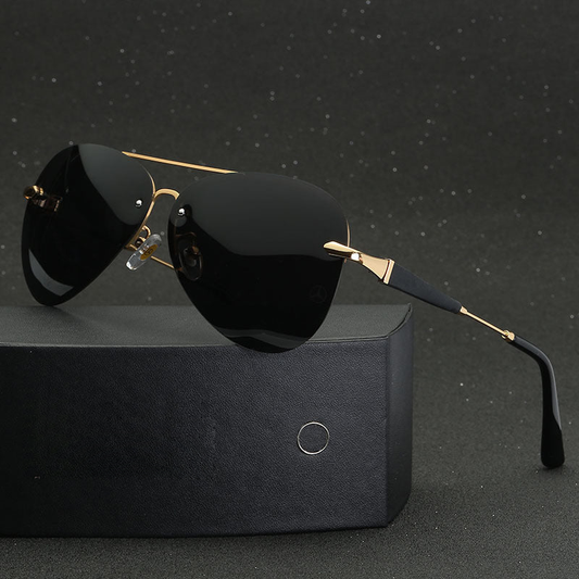 Sunglasses – Black Aviator Style and Polarized 