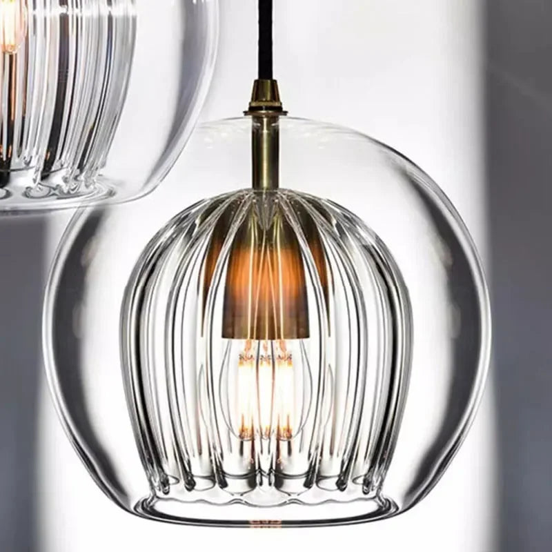 Moderne Glaskugel - Sanftes Licht Und Raffinierter Stil