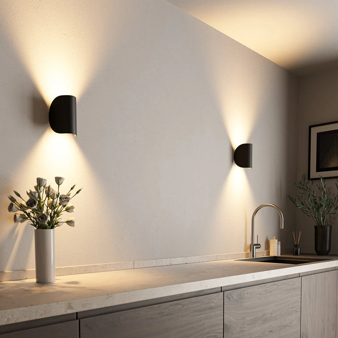 Nowoczesna Lampa Ścienna – Elegancja i Wyrafinowanie 